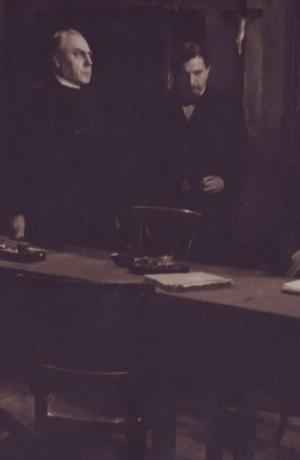 Ivan Cankar: Hlapci. Od leve proti desni: Vida Juvanova (Minka), Milan Skrbinšek (Župnik), Edvard Gregorin (Nadučitelj), Mira Danilova (Geni), Stane Sever (Jerman). Vir: Ikonoteka SLOGI – Gledališki muzej.