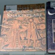 Ob štiristoletnici smrti Williama Shakespeara razstavljamo nekaj našega gradiva