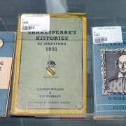 Ob štiristoletnici smrti Williama Shakespeara razstavljamo nekaj našega gradiva