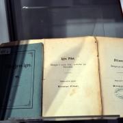 Ob obletnici rojstva pesnika, dramatika, skladatelja in politika Miroslava Vilharja (1818 – 1871) razstavljamo nekaj njegovih izvirnih dramskih del.