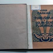 Povod za našo razstavo je najnovejša koprodukcijska uprizoritev Pohujšanja v dolini šentflorjanski, ki je nastala ob stoti obletnici dramatikove smrti.