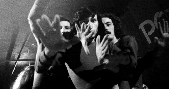 Janez Vrečko, Samo Gabrijelčič and Zdenko Kodrič in: Dane Zajc, Pathwalker, Pekarna Theatre, 1972. Photo: Tone Stojko. Source: SLOGI Iconotheque – Theatre Museum.