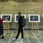 Tone Stojko, Gledališka fotografija/Theatre Photography, potujoča razstava, gostovanje na 59. Festivalu Borštnikovo srečanje. Odprtje razstave, petek, 7. junija 2024, Medetaža SNG Maribor. Foto: Boštjan Lah.