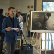 Tone Stojko, Gledališka fotografija/Theatre Photography, potujoča razstava, gostovanje na 59. Festivalu Borštnikovo srečanje. Odprtje razstave, petek, 7. junija 2024, Medetaža SNG Maribor. Foto: Boštjan Lah.