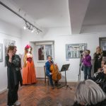 Cveta Mirnik: kostumografinja in njen svet, odprtje razstave. Savinov likovni salon Žalec, 26. marca 2026. Foto: ZKŠT Zavod za kulturo, šport in turizem Žalec.