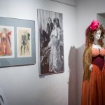 Cveta Mirnik: kostumografinja in njen svet, odprtje razstave. Savinov likovni salon Žalec, 26. marca 2026. Foto: ZKŠT Zavod za kulturo, šport in turizem Žalec.