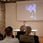 Prebujenje kritične publicistike: Kosovel in Mladina, predavanje mag Primoža Jesenka. 27. 5. 2026, Slovenski gledališki inštitut. Foto: SLOGI.