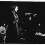 Ivanka Mežan kot Varvara Petrovna Stavrogina (v ospredju) v: Fjodor Mihajlovič Dostojevski – Dušan Jovanović, Blodnje, Slovensko mladinsko gledališče, 1985/86. Foto: Tone Stojko, vir: Ikonoteka SLOGI – Gledališki muzej.