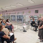Odprtje razstave Cveta Mirnik: kostumografinja in njen svet v Občinski knjižnici Žalec, 17. junija 2026. Foto: Tanja Pilih / Medobčinska splošna knjižnica Žalec.
