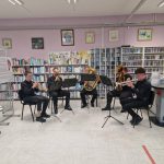 Odprtje razstave Cveta Mirnik: kostumografinja in njen svet v Občinski knjižnici Žalec, 17. junija 2026. Foto: Tanja Pilih / Medobčinska splošna knjižnica Žalec.
