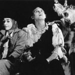 William Shakespeare, Kralj Lear, režiser Dušan Jovanović, koprodukcija SNG Drama Ljubljana, Mestno gledališče ljubljansko in Cankarjev dom, premiera 4. oktobra 1992. Foto: Tone Stojko, vir: Ikonoteka SLOGI - Gledališki muzej. Na fotografiji: Milena Zupančič (Norec), Radko Polič (Kralj Lear).